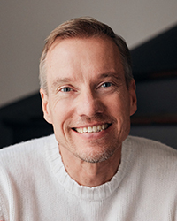 Nils_Behrens_Sweater_046 ONLINE.jpg