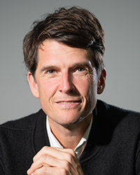 portrai foto harald friedl 2025 Kopie.jpg